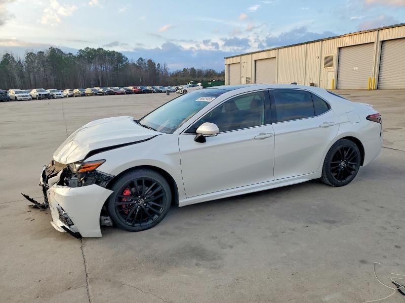 TOYOTA CAMRY 2022 with VIN 4T1K61AK6NU034887 - Photo from auction
