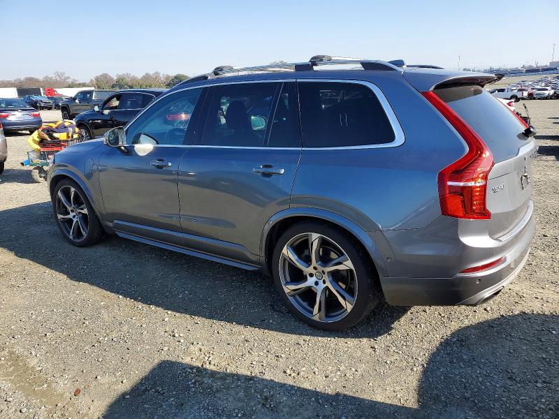 Фото 2 с аукциона – 2016 VOLVO XC90 T8 с VIN YV4BC0PK7G1089378
