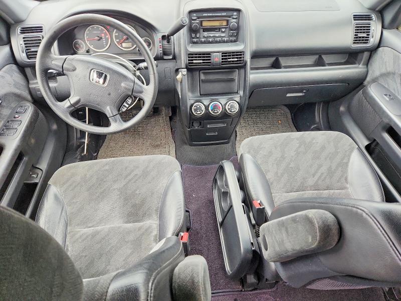 Photo 8 from auction – 2002 HONDA CR-V EX with VIN JHLRD78802C033843