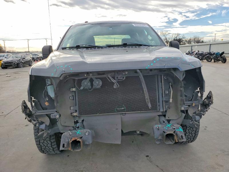 Photo 5 from auction – 2017 FORD F150 SUPER with VIN 1FTEW1C82HFA11960