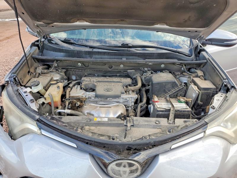 Photo 11 from auction – 2017 TOYOTA RAV4 with VIN 2T3WFREV0HW369157