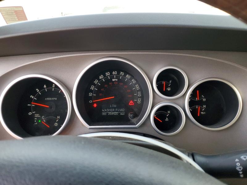 Photo 9 from auction – 2010 TOYOTA SEQUOIA with VIN 5TDDY5G1XAS038632