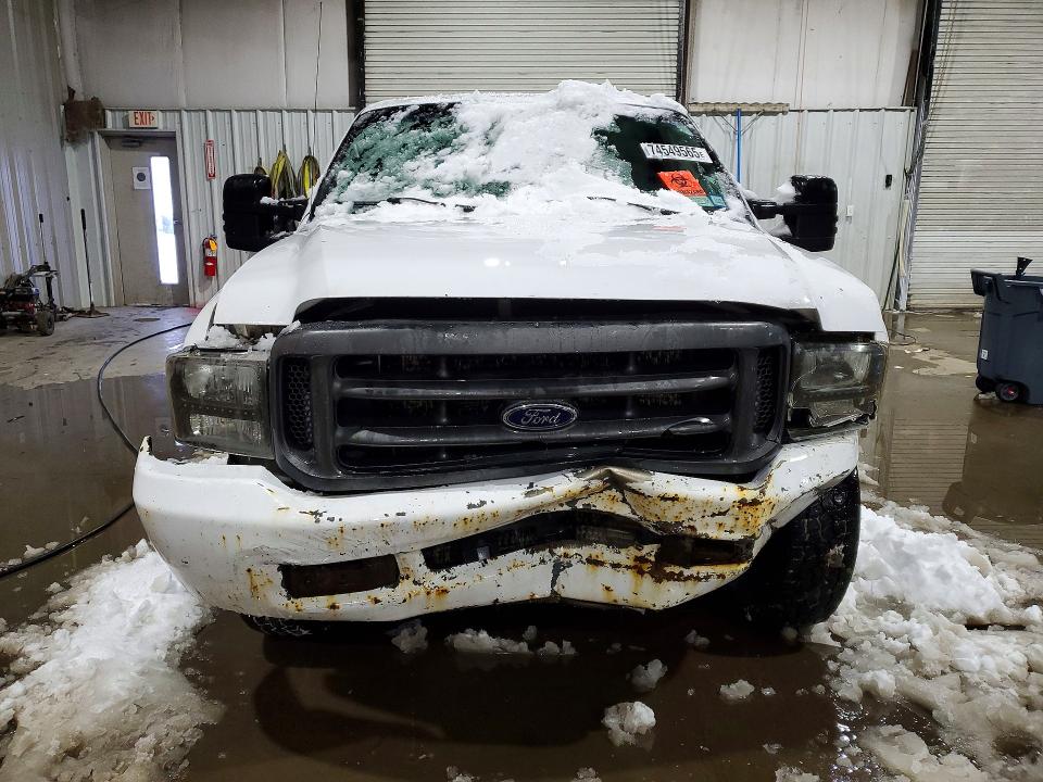 Photo 5 from auction – 2000 FORD F250 SUPER with VIN 1FTNW20FXYEA10781