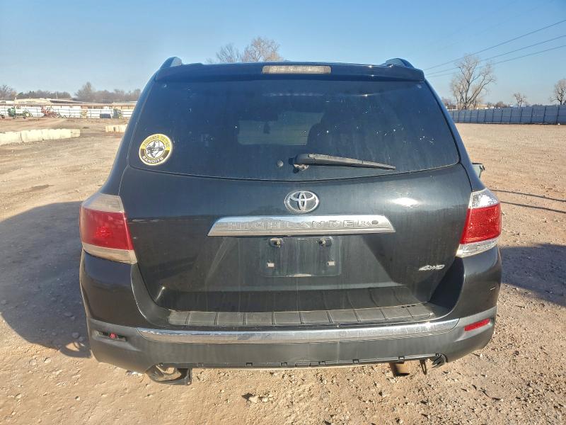 Photo 6 from auction – 2012 TOYOTA HIGHLANDER with VIN 5TDBK3EH9CS130055
