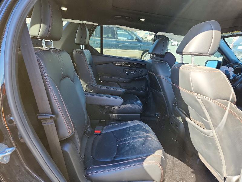 Photo 11 from auction – 2025 HONDA PILOT with VIN 5FNYG1H6XSB011587