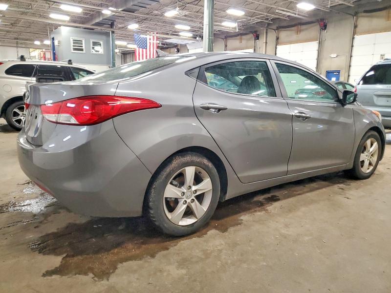 Photo 3 from auction – 2012 HYUNDAI ELANTRA with VIN 5NPDH4AE2CH064415