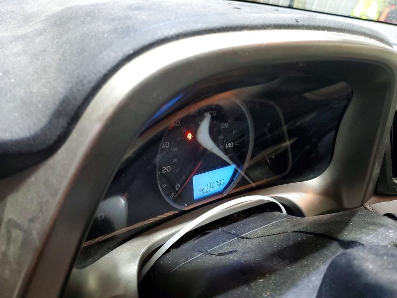 Photo 9 from auction – 2013 TOYOTA RAV4 XLE with VIN JTMRFREV2DD017167