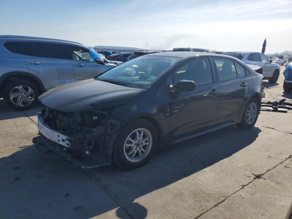 TOYOTA COROLLA 2022 with VIN JTDEAMDE1NJ058734 - Photo from auction