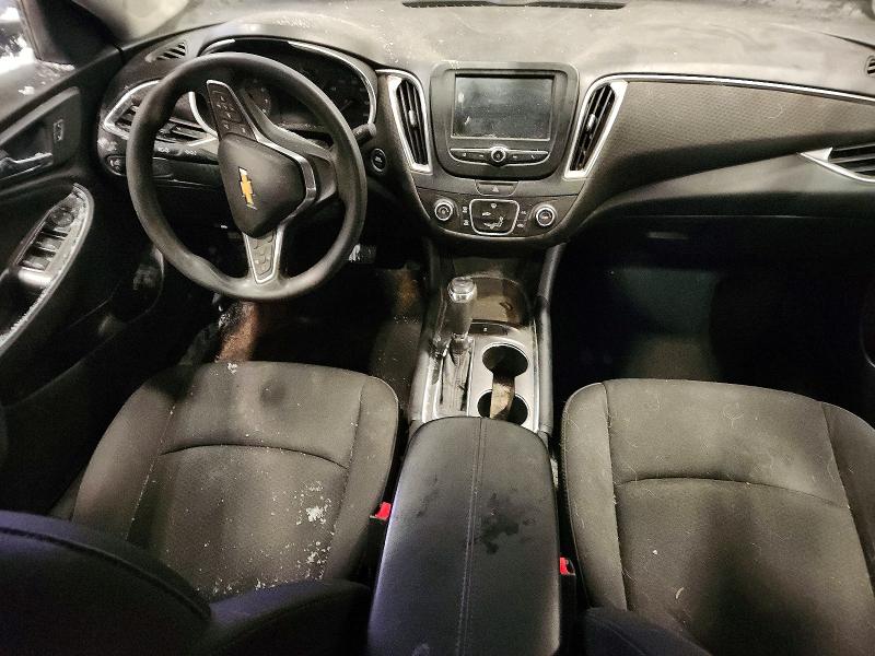 Photo 8 from auction – 2016 CHEVROLET MALIBU with VIN 1G1ZE5ST1GF301647