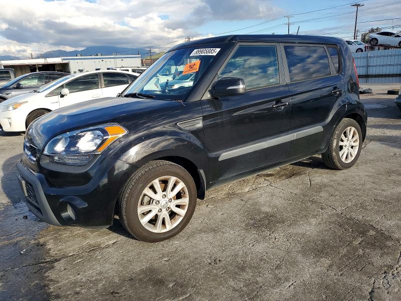 KIA SOUL + 2013 with VIN KNDJT2A65D7537065 - Photo from auction