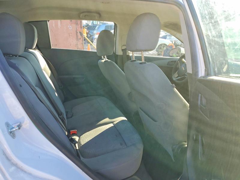 Photo 10 from auction – 2015 CHEVROLET SONIC LS with VIN 1G1JA6SH7F4176562