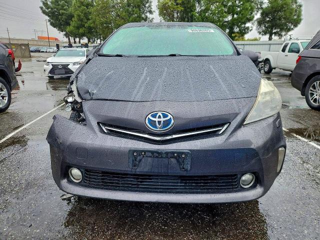 Photo 5 from auction – 2014 TOYOTA PRIUS V with VIN JTDZN3EU2E3336275