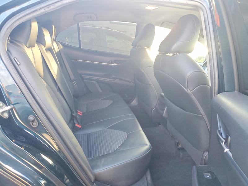 Photo 10 from auction – 2019 TOYOTA CAMRY with VIN 4T1B11HK4KU787074