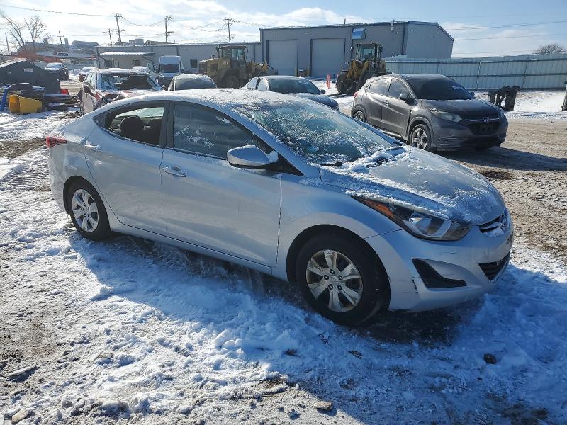Photo 4 from auction – 2016 HYUNDAI ELANTRA with VIN 5NPDH4AE7GH744073