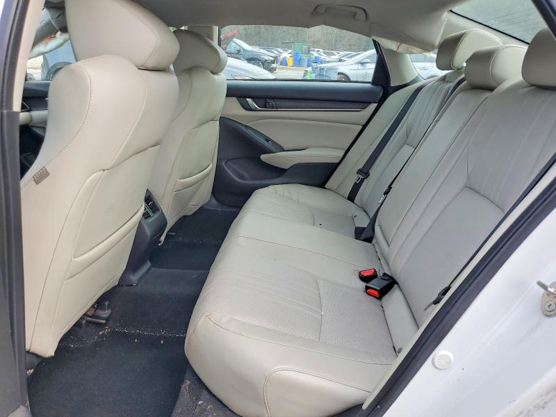 Photo 10 from auction – 2018 HONDA ACCORD with VIN 1HGCV2F56JA022255