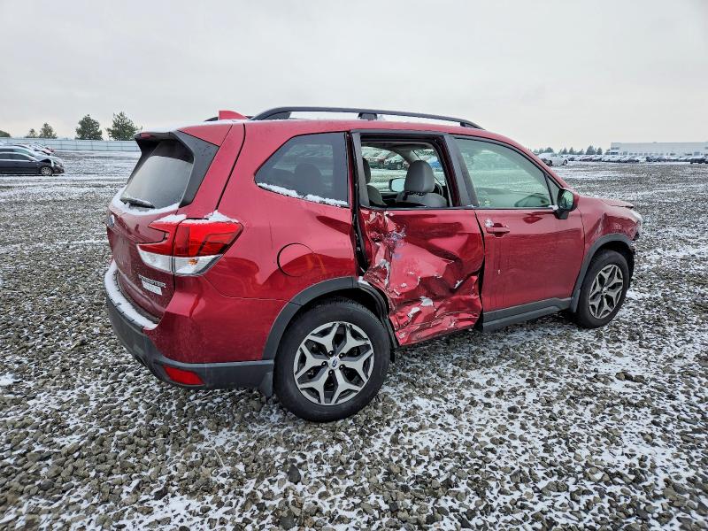 Photo 3 from auction – 2019 SUBARU FORESTER with VIN JF2SKAEC0KH564765