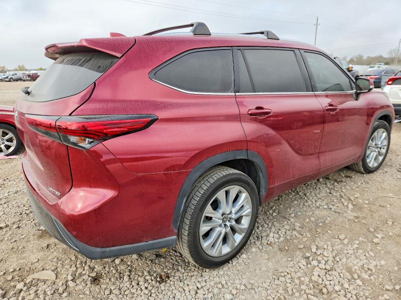 Photo 3 from auction – 2021 TOYOTA HIGHLANDER with VIN 5TDYZRAH5MS054656