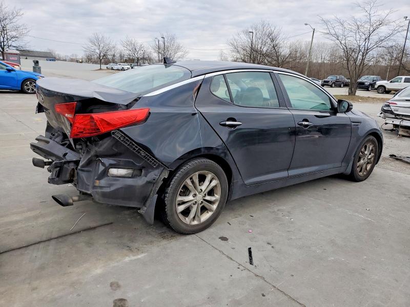 Photo 3 from auction – 2013 KIA OPTIMA with VIN 5XXGN4A79DG102727