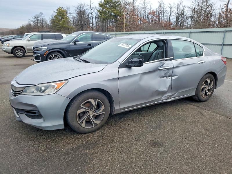 HONDA ACCORD 2017 with VIN 1HGCR2F35HA270557 - Photo from auction