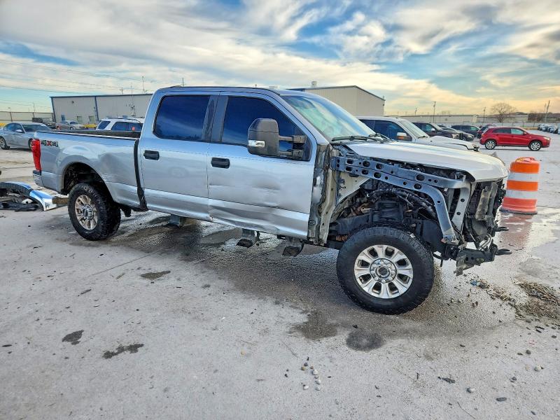 Photo 4 from auction – 2020 FORD F250 SUPER with VIN 1FT7W2B65LEC88650