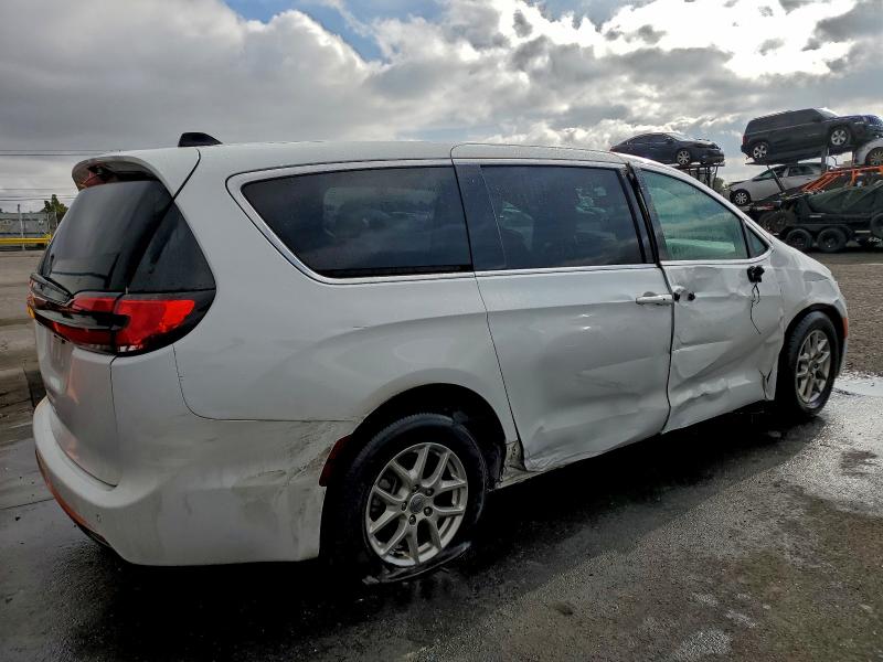 Photo 3 from auction – 2025 CHRYSLER PACIFICA S with VIN 2C4RC1BG4SR503487