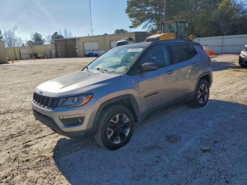 JEEP COMPASS TR 2017 with VIN 3C4NJDDB9HT607034 - Photo from auction