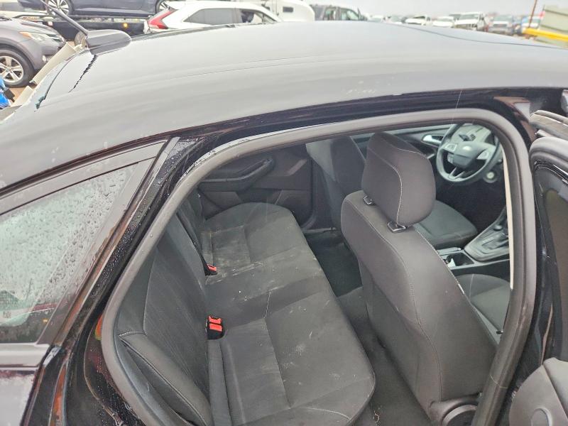 Photo 10 from auction – 2018 FORD FOCUS SEL with VIN 1FADP3H28JL290840