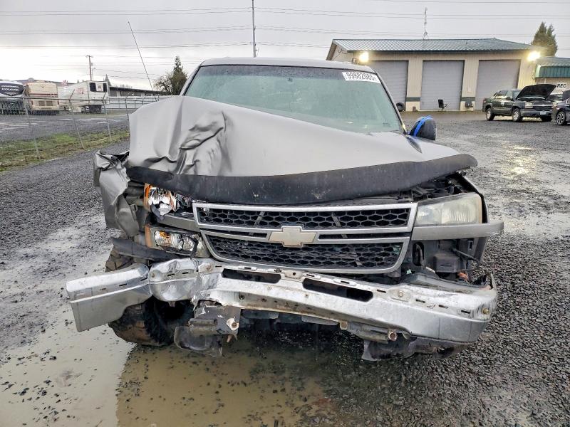 Photo 5 from auction – 2006 CHEVROLET SILVERADO with VIN 2GCEK13T761204335