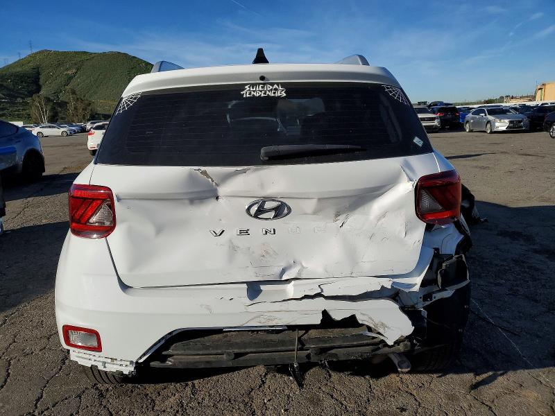 Photo 6 from auction – 2022 HYUNDAI VENUE with VIN KMHRC8A3XNU208940