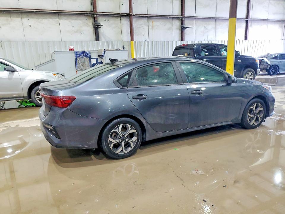 Photo 3 from auction – 2020 KIA FORTE with VIN 3KPF24AD3LE243407