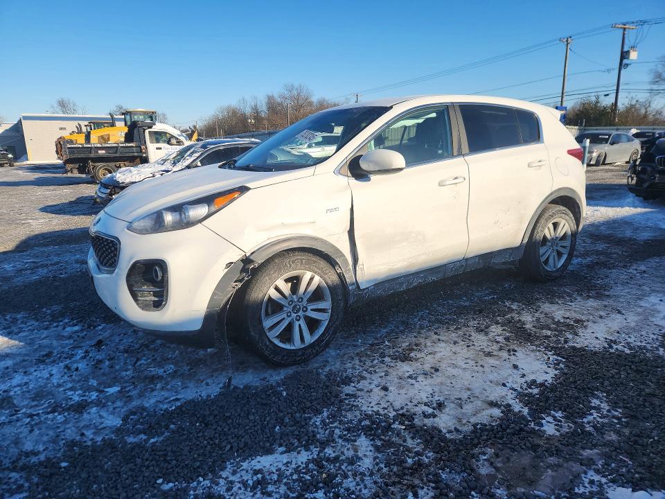 KIA SPORTAGE L 2017 with VIN KNDPMCAC3H7034370 - Photo from auction