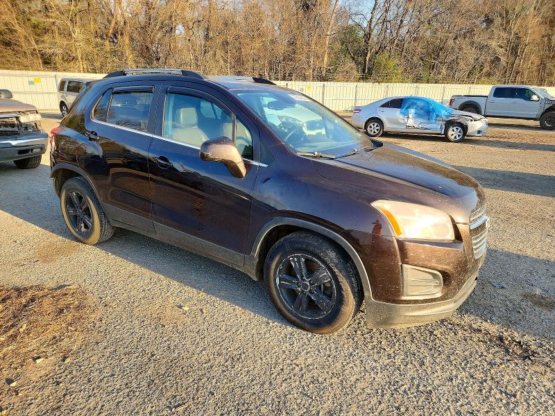Photo 4 from auction – 2015 CHEVROLET TRAX 1LT with VIN KL7CJLSB0FB230965