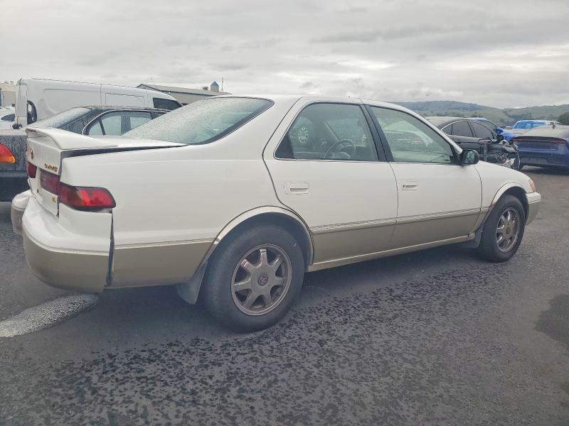 Photo 3 from auction – 1998 TOYOTA CAMRY LE with VIN JT2BF28K9W0086256