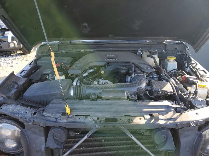 Photo 11 from auction – 2020 JEEP GLADIATOR with VIN 1C6HJTAG2LL194652