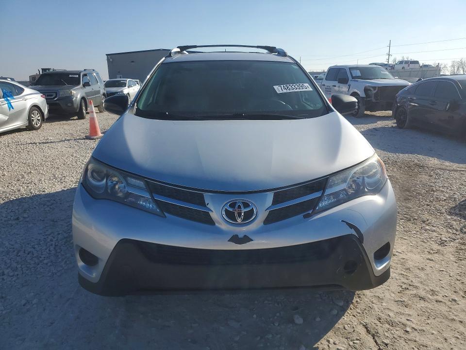 Foto 5 de la subasta – 2013 TOYOTA RAV4 LE con VIN JTMZFREV7DD009971