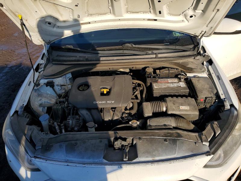 Photo 11 from auction – 2017 HYUNDAI ELANTRA SE with VIN 5NPD74LF6HH078575