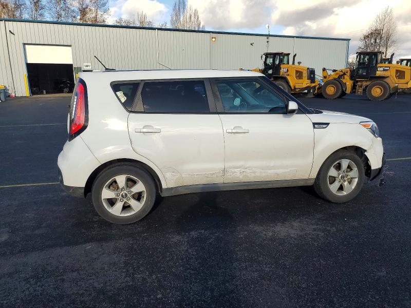 Photo 3 from auction – 2017 KIA SOUL with VIN KNDJN2A20H7460831