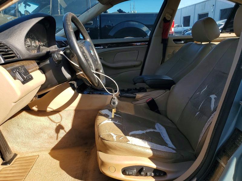Photo 7 from auction – 2003 BMW 325 I with VIN WBAEV33473KL88681
