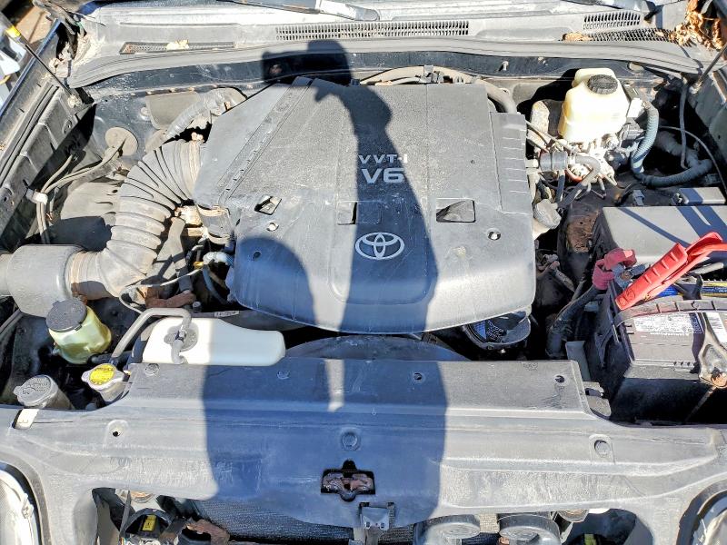 Photo 11 from auction – 2006 TOYOTA 4RUNNER SR with VIN JTEBU14R160084104