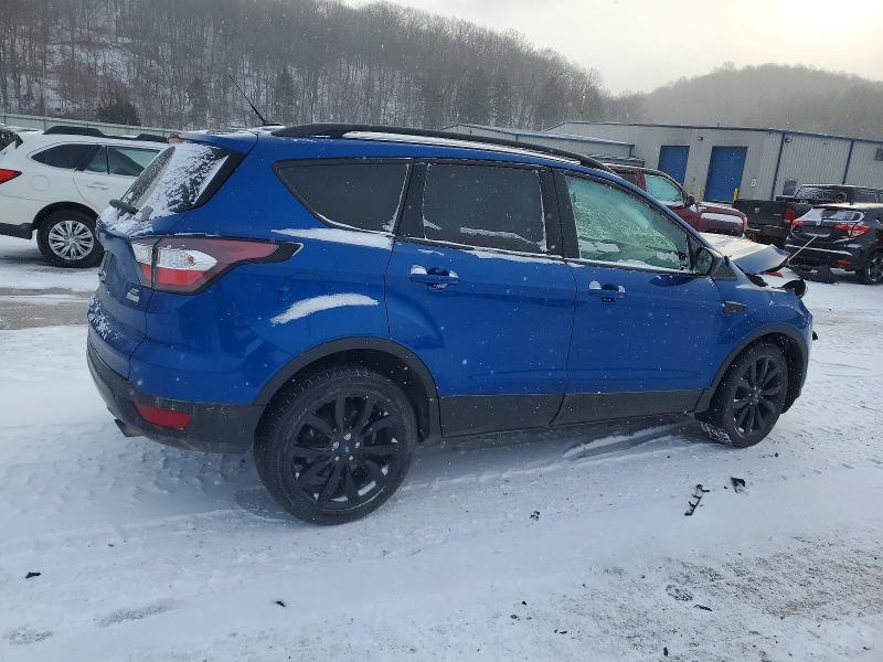 Photo 3 from auction – 2018 FORD ESCAPE with VIN 1FMCU0GD8JUC01001
