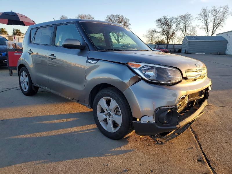 Photo 4 from auction – 2018 KIA SOUL with VIN KNDJN2A2XJ7582019