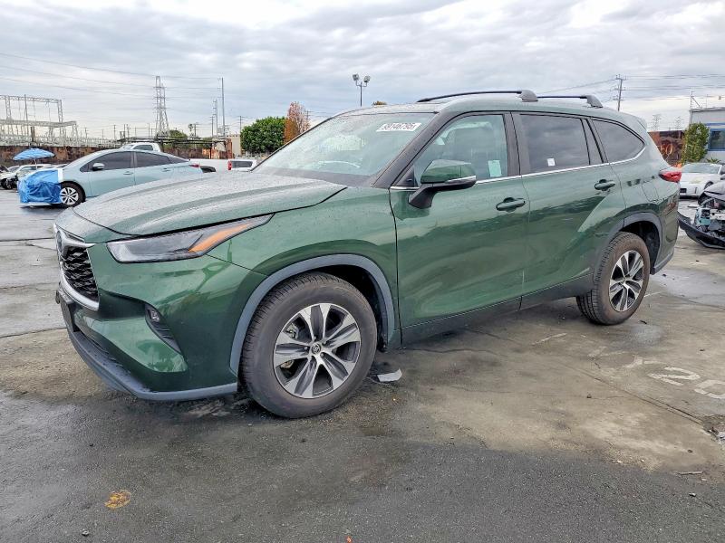 TOYOTA HIGHLANDER 2023 with VIN 5TDKARAH9PS520266 - Photo from auction