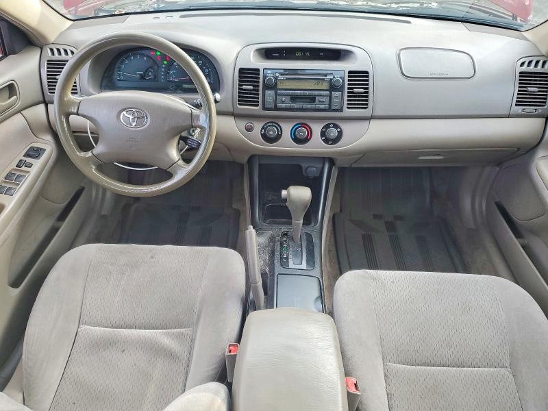 Photo 8 from auction – 2002 TOYOTA CAMRY LE with VIN JTDBE32K820044003