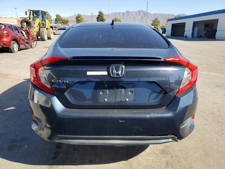 Photo 6 from auction – 2019 HONDA CIVIC with VIN 19XFC1F38KE011847