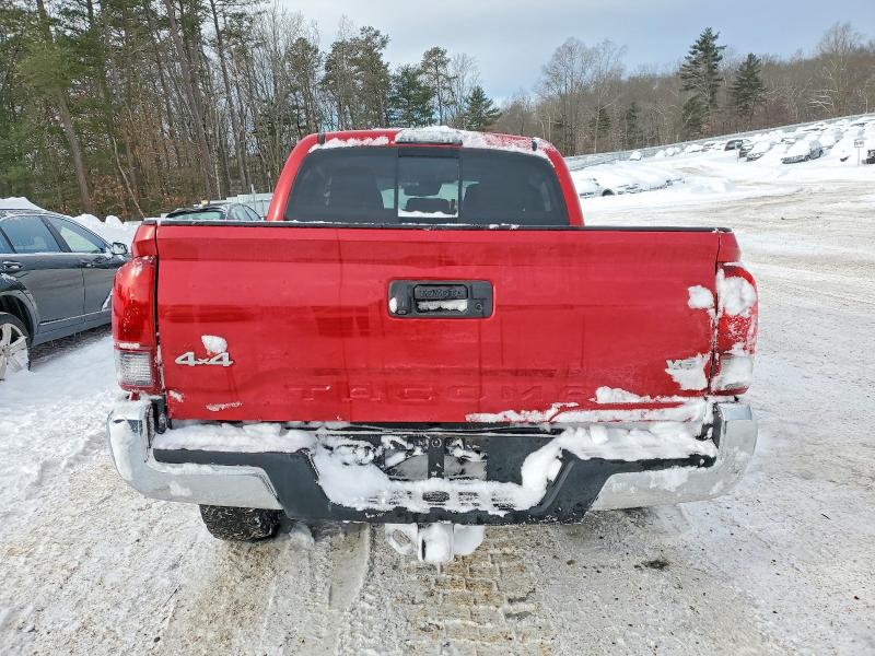 Photo 6 from auction – 2018 TOYOTA TACOMA DOU with VIN 3TMCZ5AN7JM186371