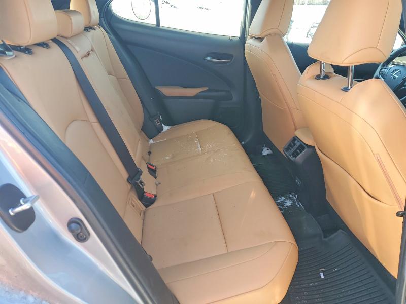 Photo 11 from auction – 2023 LEXUS UX with VIN JTHP9JBH9P2068436