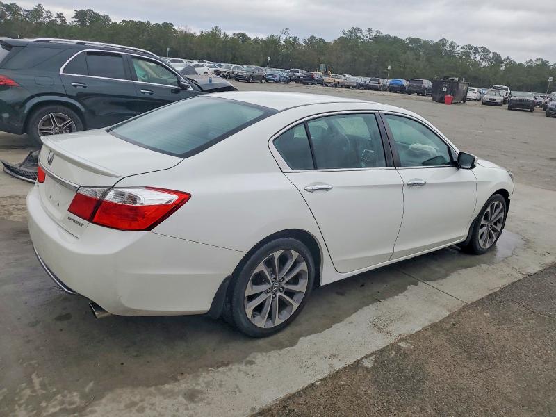 Photo 3 from auction – 2014 HONDA ACCORD with VIN 1HGCR2F59EA120352