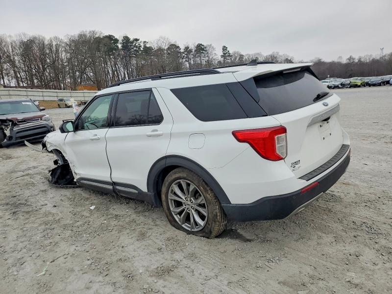 Фото 2 с аукциона – 2021 FORD EXPLORER с VIN 1FMSK8DH4MGA49471
