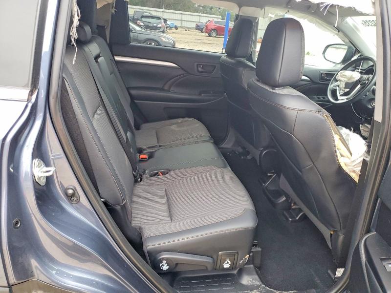 Photo 11 from auction – 2019 TOYOTA HIGHLANDER with VIN 5TDBZRFHXKS987920