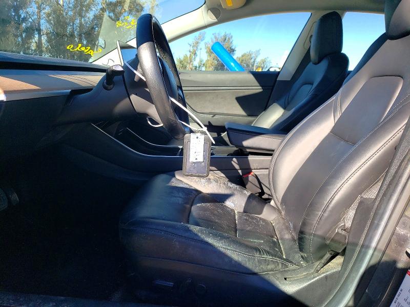 Photo 7 from auction – 2018 TESLA MODEL 3 with VIN 5YJ3E1EA5JF036677